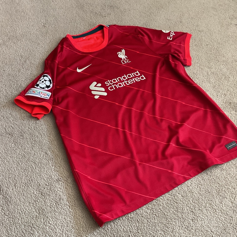Nike Liverpool Football Club Home Jersey #66 Alexander-Arnold